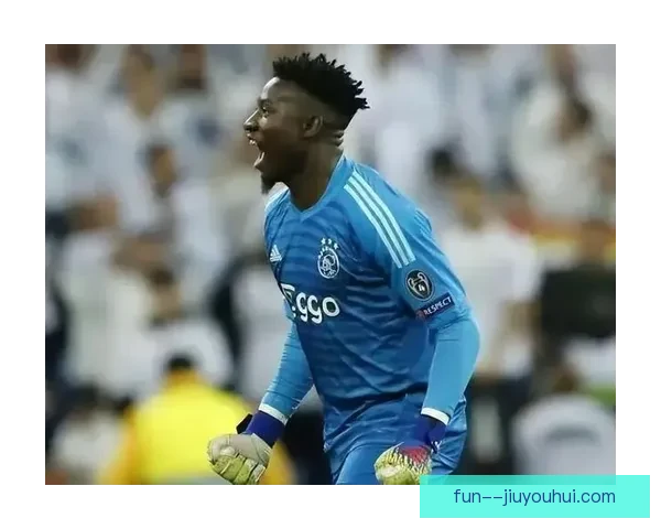 奥纳纳足总杯再现低级失误 曼联门将承压登上头条