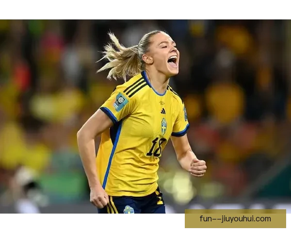 罗尔福点球建功助力女足世界杯季军战获胜喜讯