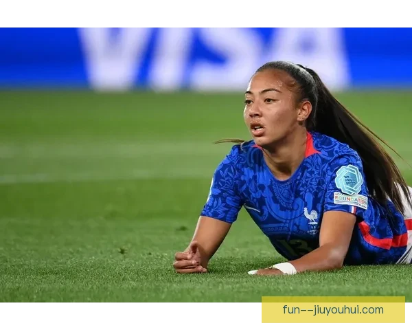 塞尔玛巴查在里昂女足持续统治左路进攻助攻王地位引领球队火力全 塞尔玛巴查在里昂女足持续统治左路进攻助攻王地位引领球队火力全